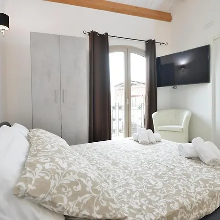 Izzhome Atmosphera Apartment Pula